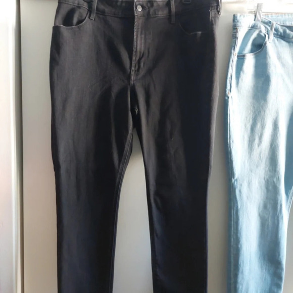 2 pair Women's High-Rise jeans size 16P Old Navy Straightleg & Skinny Casual - Picture 2 of 9